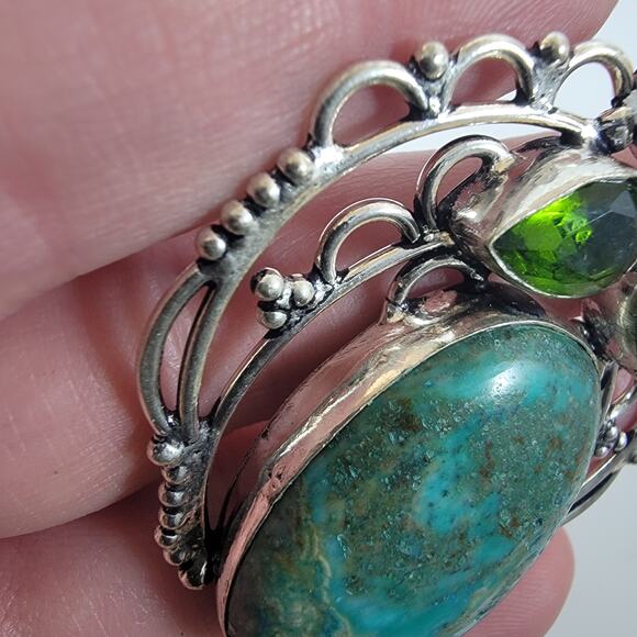 Handmade Silver Pendant with Turquoise and Green Peridot Gems - Picture 9 of 9